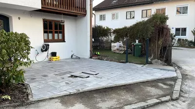 Vorgarten Renovierung Projekt Bauunternehmen Thomas Riedl